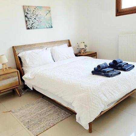 Riviera Paradiso Agia Marina  Екстериор снимка